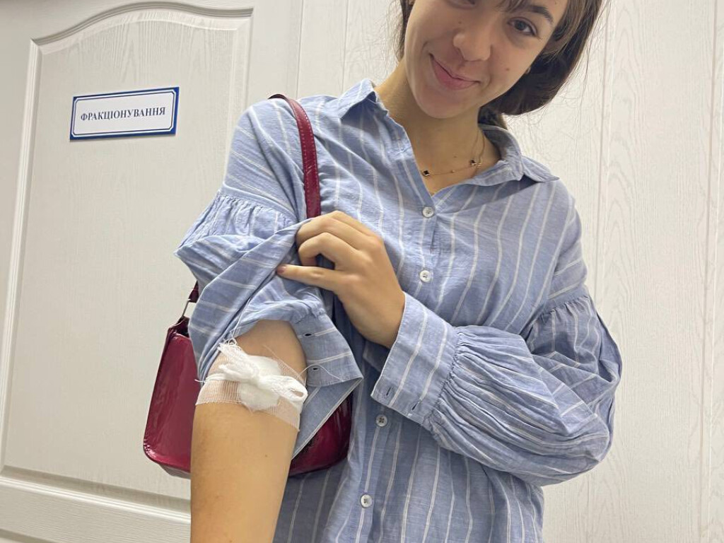 Вчимося, донатимо кров, допомагаємо!