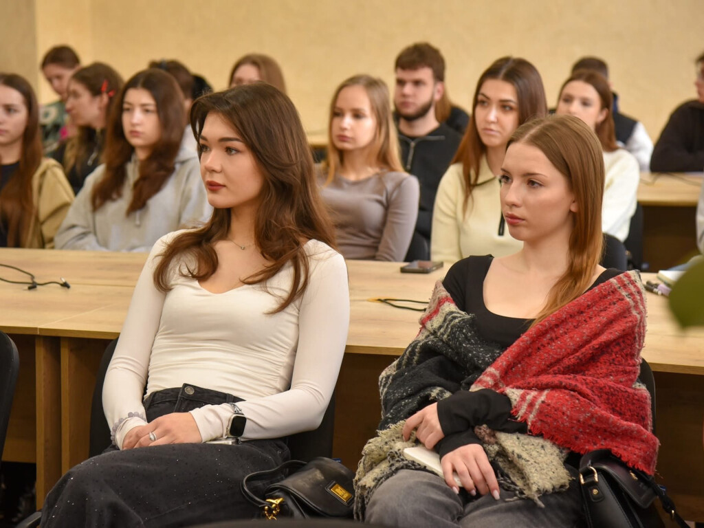 У Всесвітній день письменника